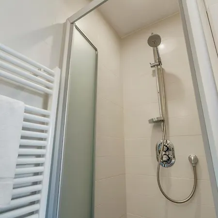 Duplex With Terrace - Next To The